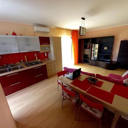 Апартаменты Casa Vacanze Mare Di Пестум Экстерьер фото